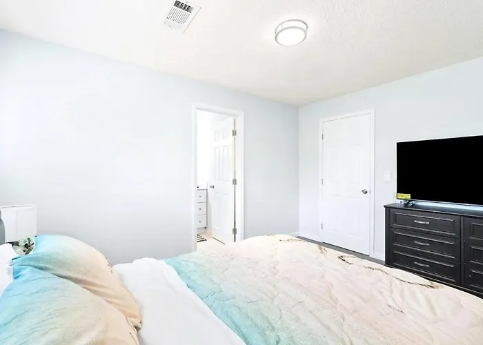 Perfect Getaway Near Beaches & Downtown! * Pensacola