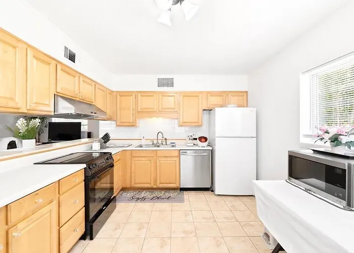 Apartment Perfect Getaway Near Beaches & Downtown! Pensacola